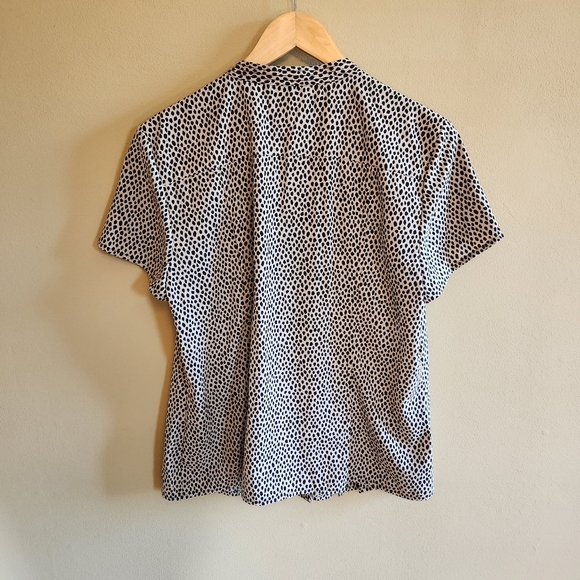 Animal Print Top sz xl - Picture 4 of 4